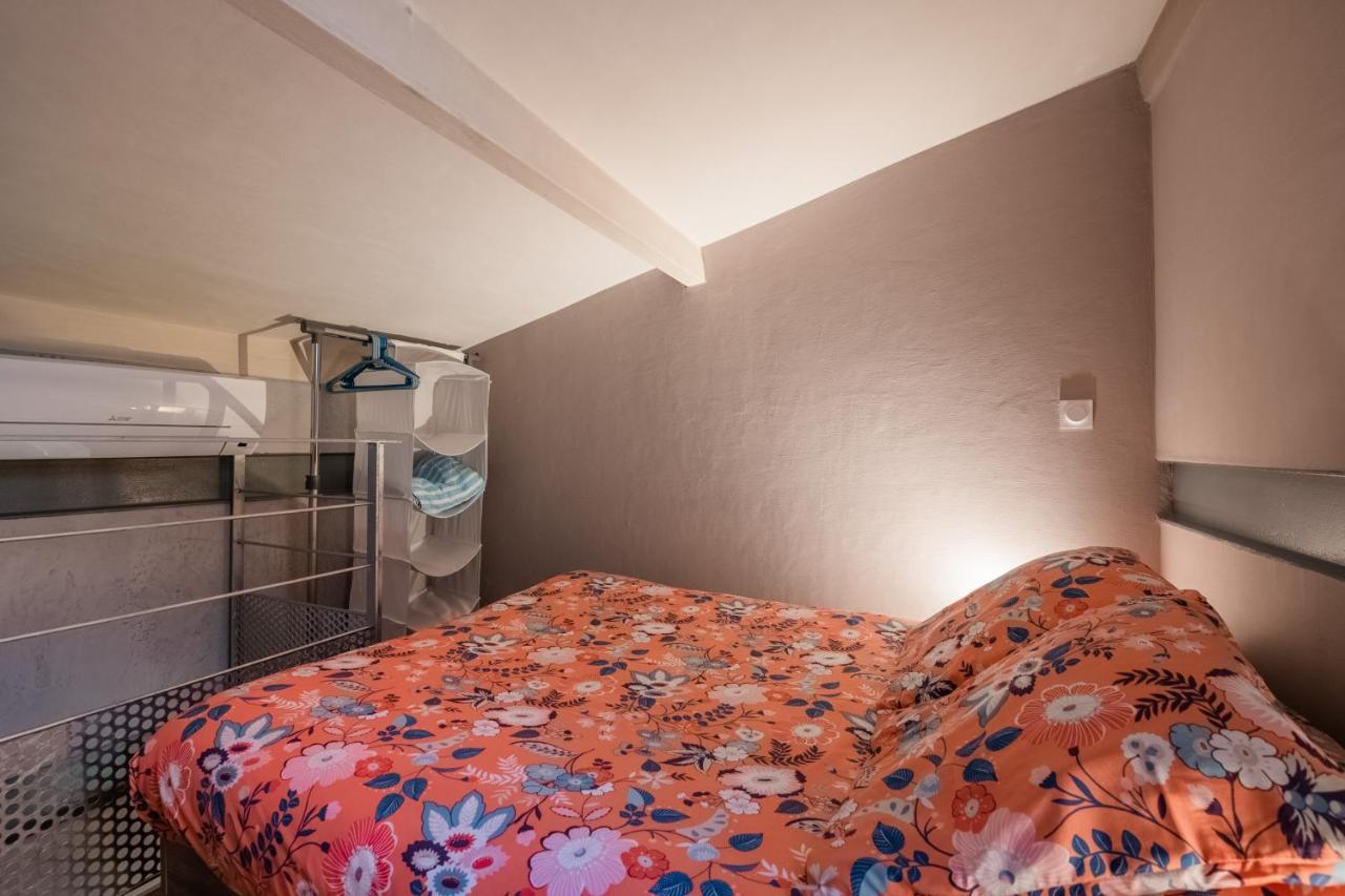 Studio En Duplex-Aircon-Terrasse-Parking-Calme Bordeaux Exteriör bild